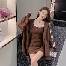 2024春秋套装小个子背心裙时尚宽松慵懒风连帽卫衣外套减龄两件套