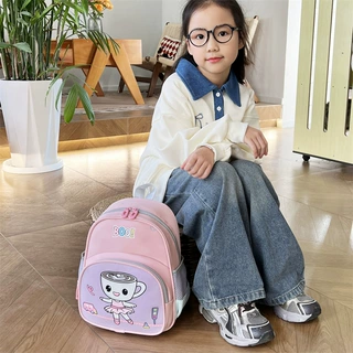 新款幼儿园男女童卡通双肩包入园小班书包减负轻便休闲潮流儿童背