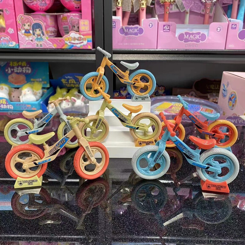 Radish assembled bicycle cartoon ornaments DIY keychain ornaments balance car bicycle stall small gift pendant