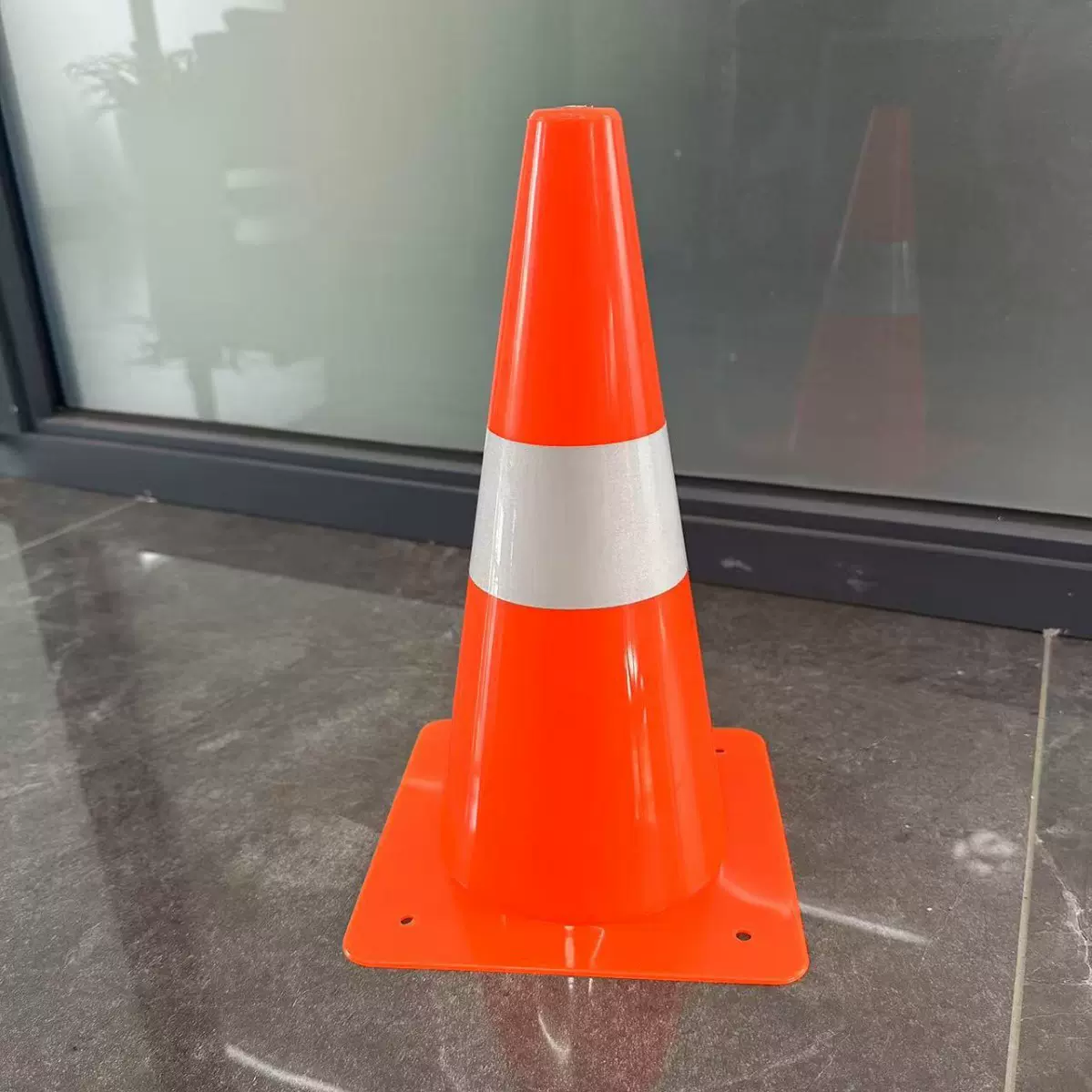 运动路锥/反光锥 PE路锥 欧款新款式30cm