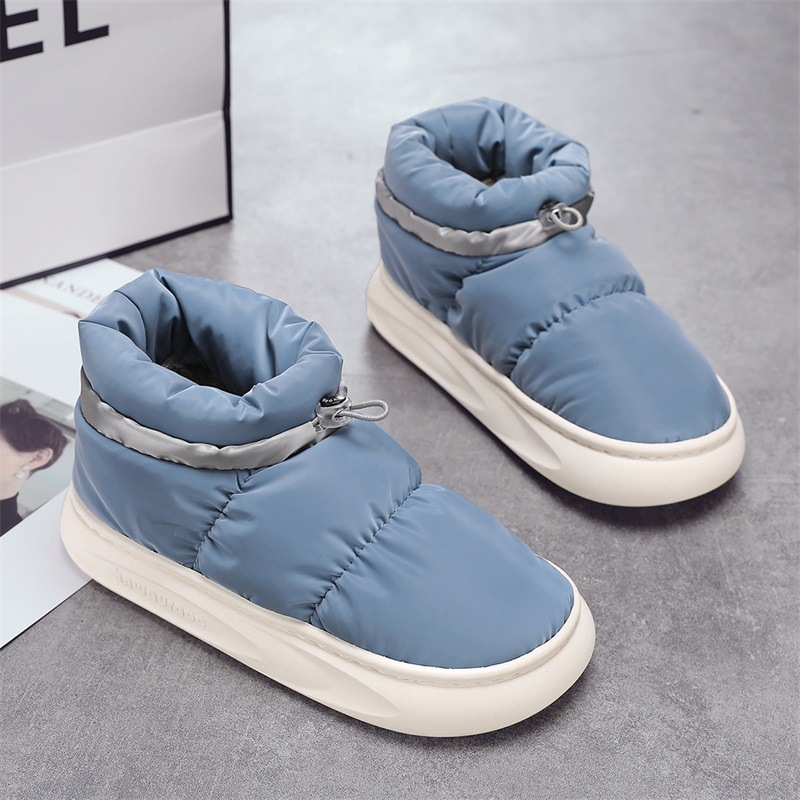 Botas de nieve para hombres 2024 botas antideslizantes cálidas y de terciopelo para parejas zapatos de pan engrosados en el noreste zapatos de algodón moda femenina