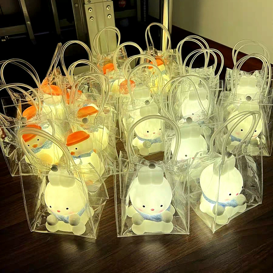 LED Cartoon Night Light, Battery-Powered Cute Animal Lamp, Bedside Desk Decor, 7–11 cm