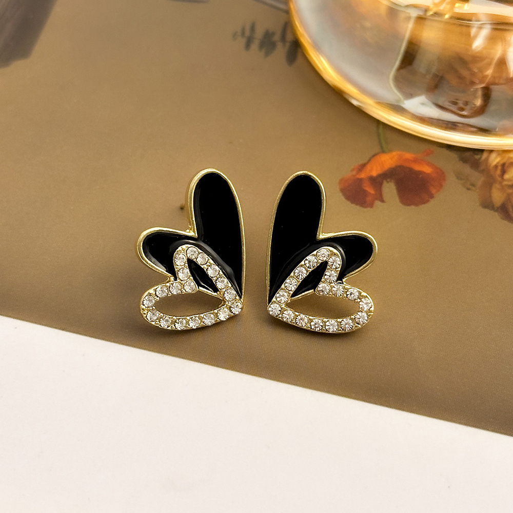 3#Black dripping oil and diamond double hearts