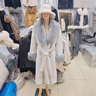 �ﶬ�¿��ʮ������ë�IƤ�ݴ���Ů���L��Ƥëһ�w�羳�ů