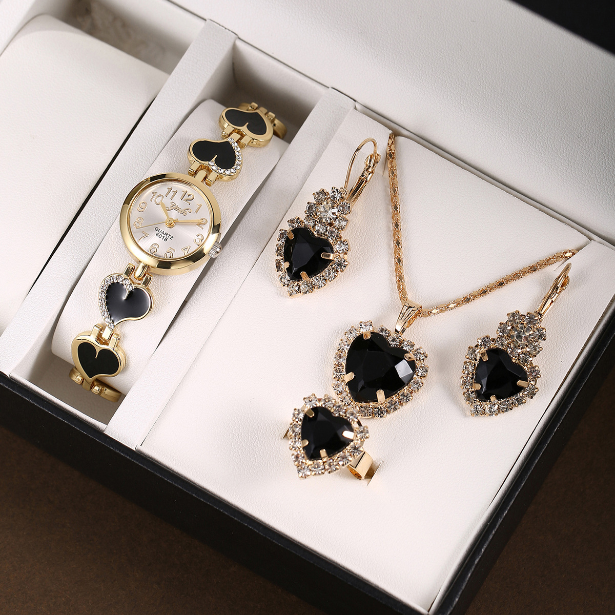 4¼þÌװ®ÐÄÊ×ÊÎÌ×װ£¨½ðºÚÊֱí£© (1).JPG