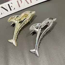 发夹;胸针;发卡