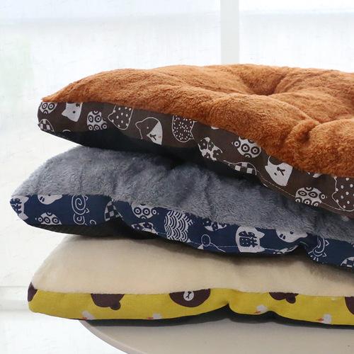 Thickened pet mat plus velvet warm kennel mat cat mattress all-in-one anti-slip daily thick pet mat for dogs and cats