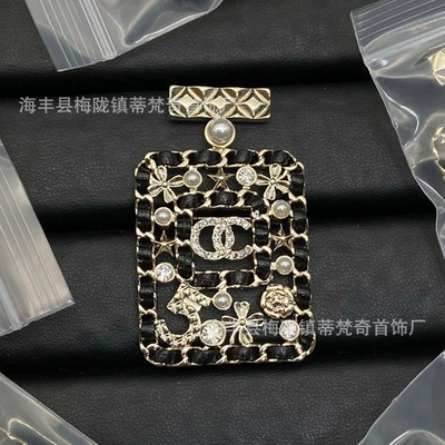 Yaxa sancaqları — Tassel Versatile Chanel Grandma Brooch - correct-delivery-of-physical-style-25