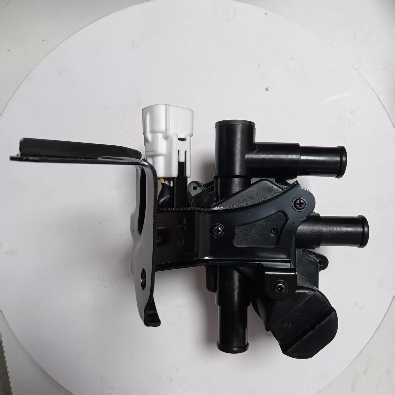 Suitable for Toyota Prius Cooling Electronic Water Valve 16670-21010 Submersible Pump