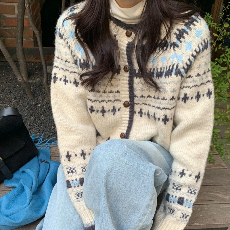 2025 transfronterizo coreano vintage Jacquard abrigo otoño invierno grueso suelto vago viento alto sentido cardigan de punto