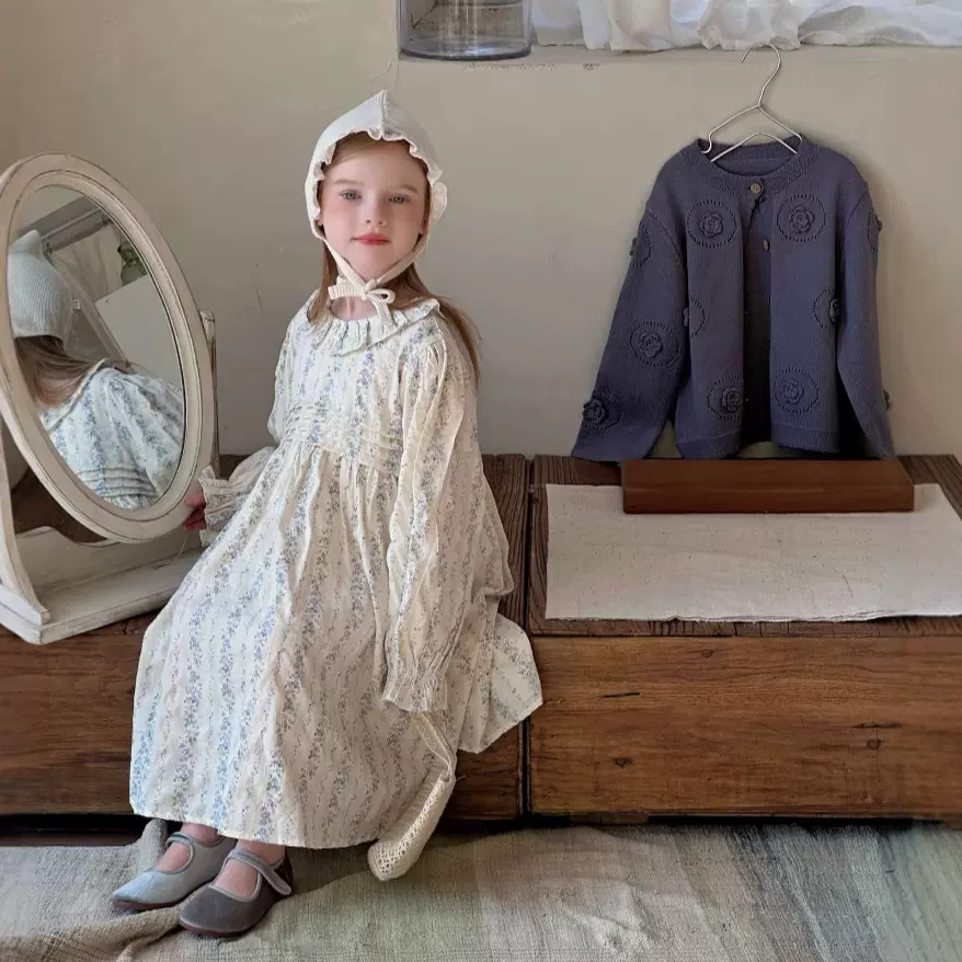 女童复古连衣裙2025春秋新款韩版儿童花边领公主裙宝宝长袖裙子