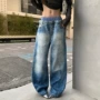 直筒男女宽松打印牛仔裤