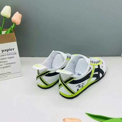 カップルスタイルパンダカジュアルキャンバスシューズレトロスニーカー怠惰なスリッポンスポーツシューズファッショナブルな男性の靴