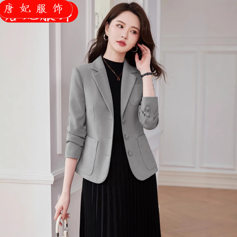 High-end Suit Short Jacket Women's Spring and Autumn 2024 New Style Small Elegant Slim-fit Korean Style Small Suit Top High-end Suit Short Jacket Women's Spring and Autumn 2024 New Style Small Elegant Slim-fit Korean Style Small Suit Top