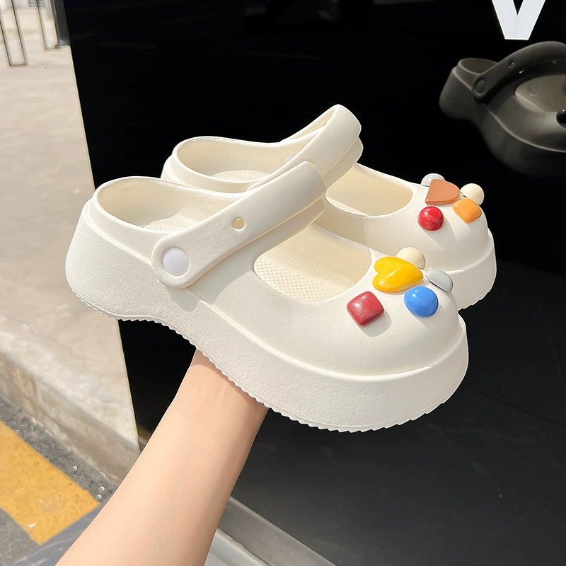 Клоги (Croc) L024 — подошва из ЭВА, мультяшные украшения, размеры 35–40