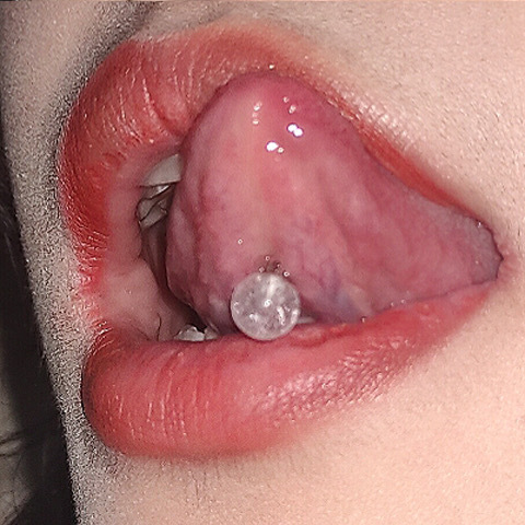 Pointed labret stud close-up product detail