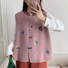 学院风盘扣绣花毛衣马甲女2025秋季可爱减龄时尚宽松无袖针织背心