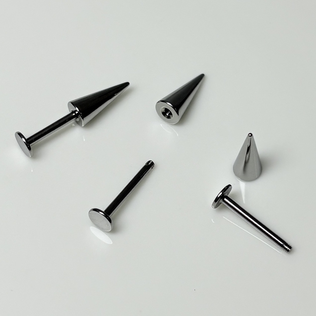 90 Degree Long Pointed Cone Devil Spike Lip Barbell Lip Ring Externally Threaded 316L Surgical Steel Piercing Jewelry detail image 7