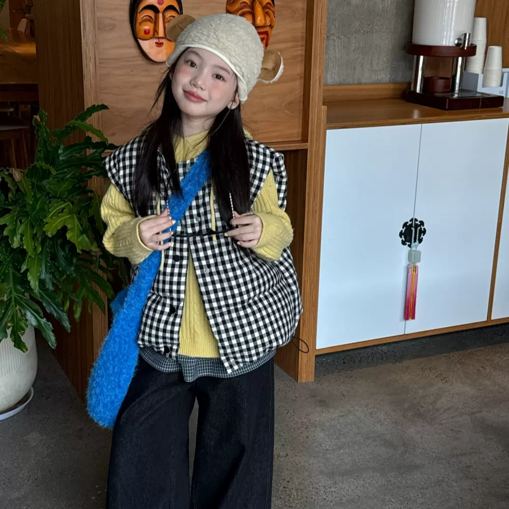 花与寻童装女童马甲2025秋冬新款韩版格子羽绒马甲慵懒学院风潮童
