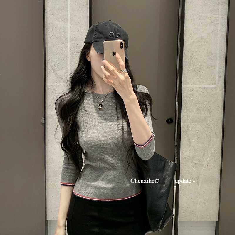 Aesthetic Carved Suit Striped Contrast Color Wool Knitted Top Autumn New Slim Fit Slimming T-Shirt Women's Gray One Size Aesthetic Carved Suit Striped Contrast Color Wool Knitted Top Autumn New Slim Fit Slimming T-Shirt Women's Gray One Size