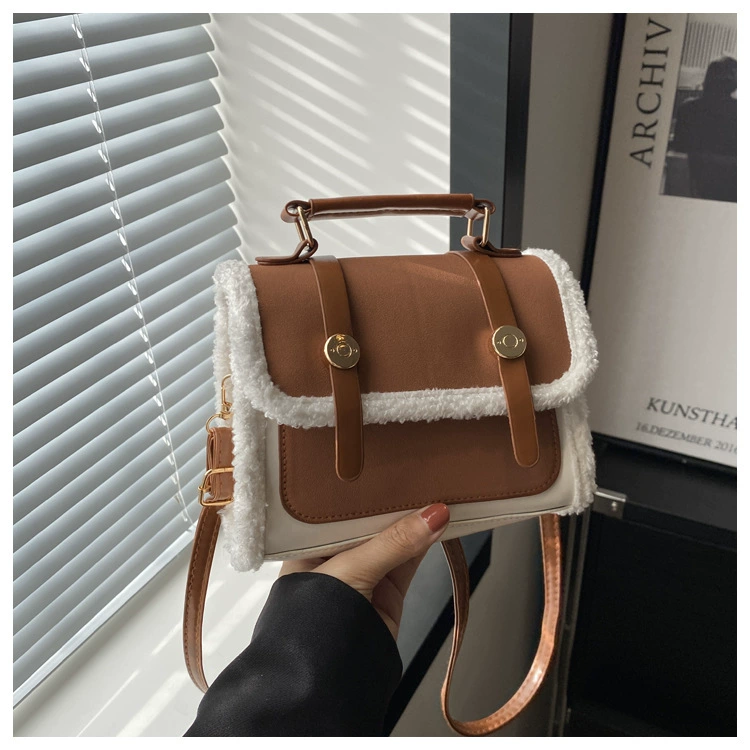 Retro winter capacious one-shoulder bag for leisure