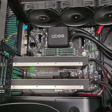 ��ُ SUPERMICRO X13SRA-TF �Ĵ�����4677��_C741оƬ�M����