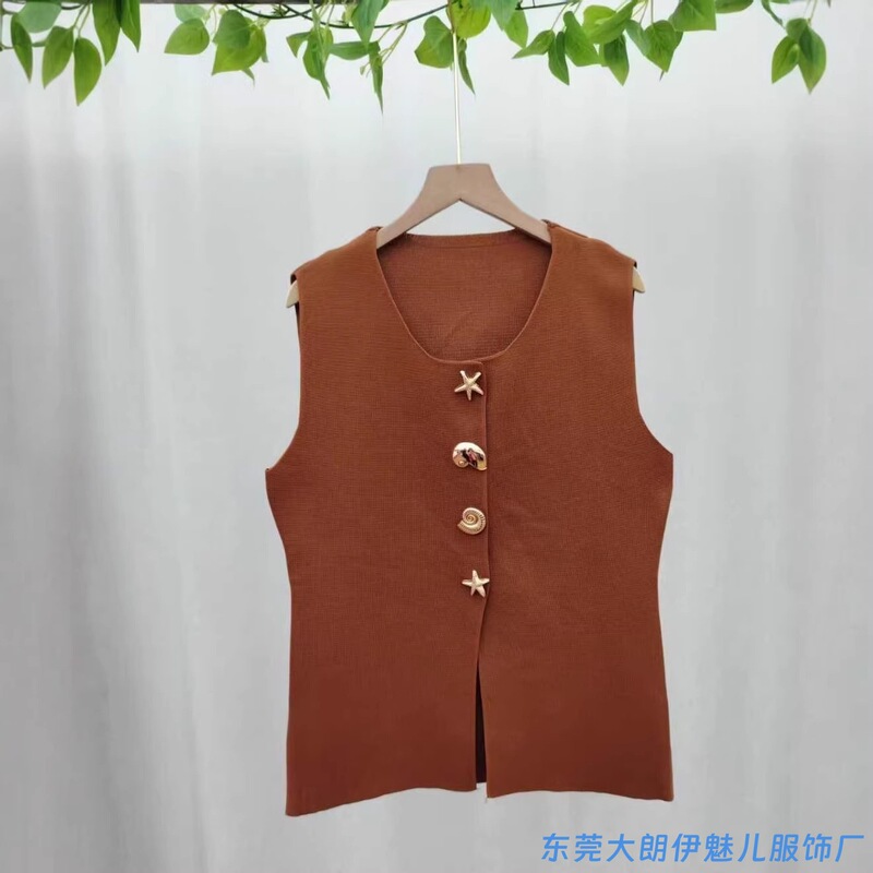 Stunning Black Outerwear with a High-End Feel, V-Neck Vest for Women, 2026 New Style, Sleeveless, Absolutely Beautiful and Elegant Top