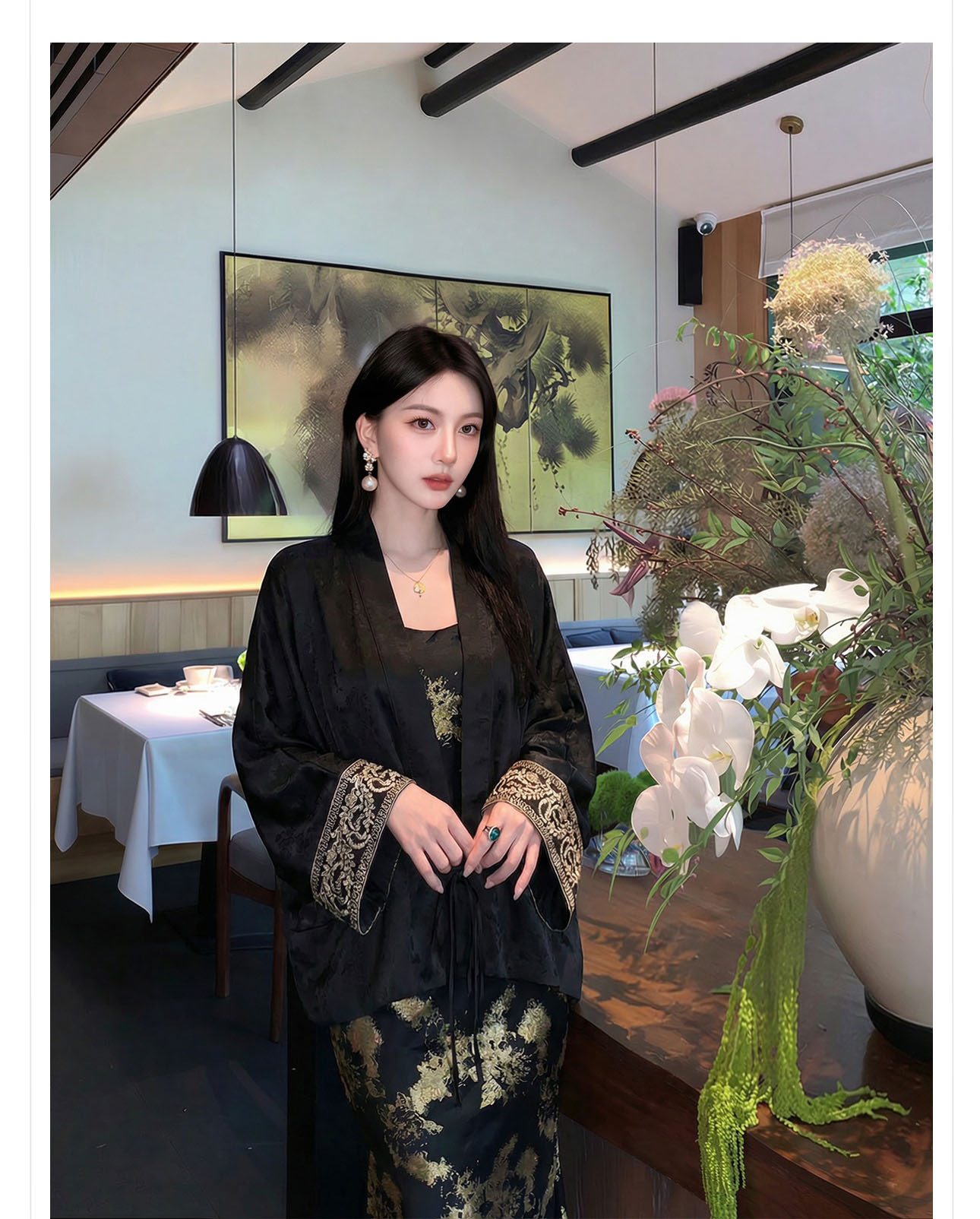 Bộ áo sơ mi lụa rộng và váy dây treo cổ điển M6056 – phong cách quốc gia sang trọng — Áo, Váy Hai Dây chi tiết 11