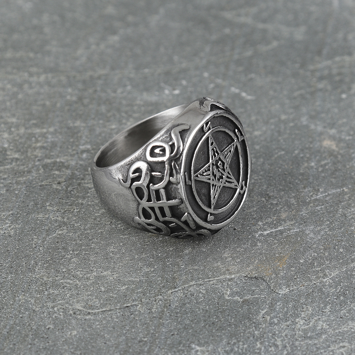 Men's Fashion Satanic Demon Goat Head Ring Image 3