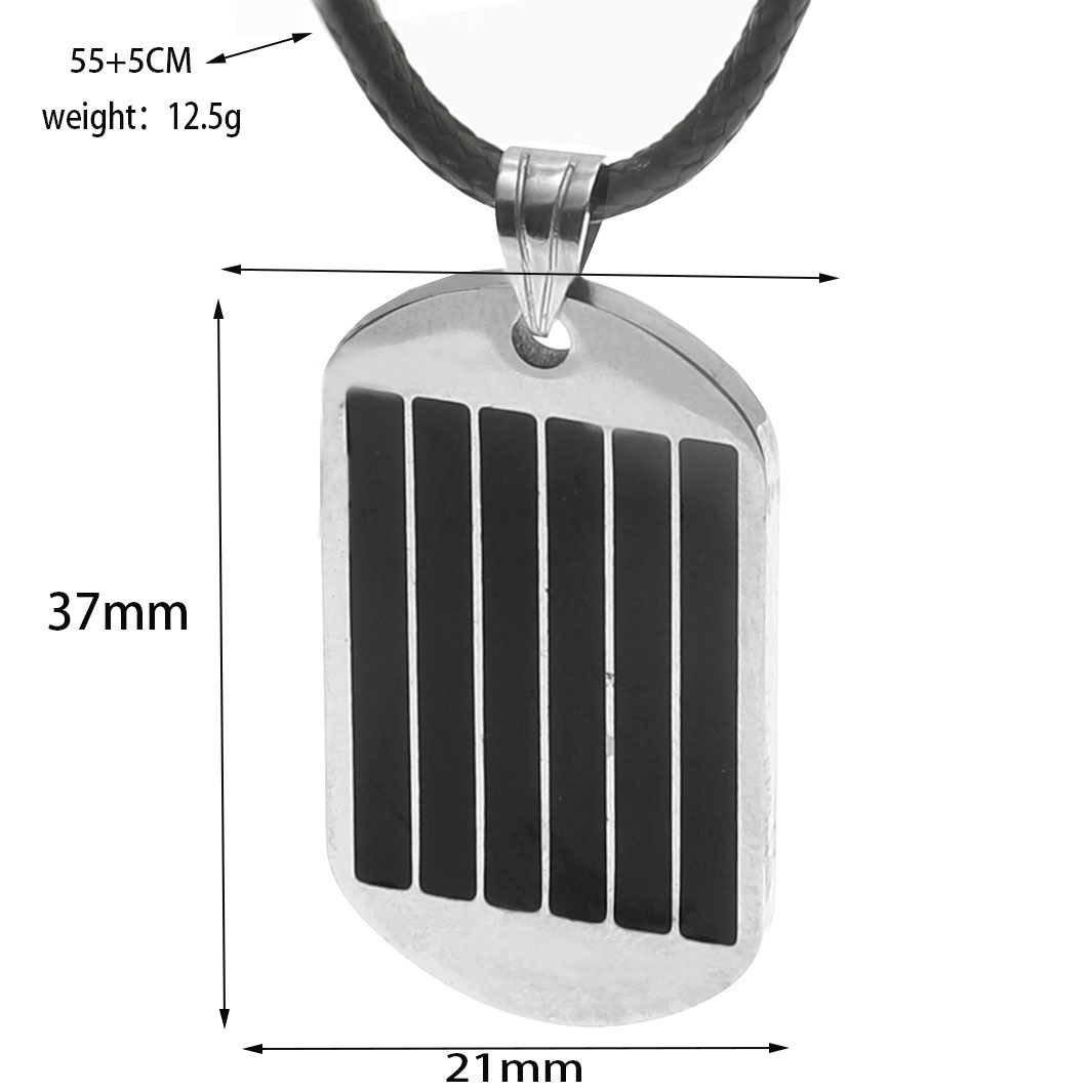 Stainless Steel Striped Square Necklace Wholesale Nihaojewelry display picture 1