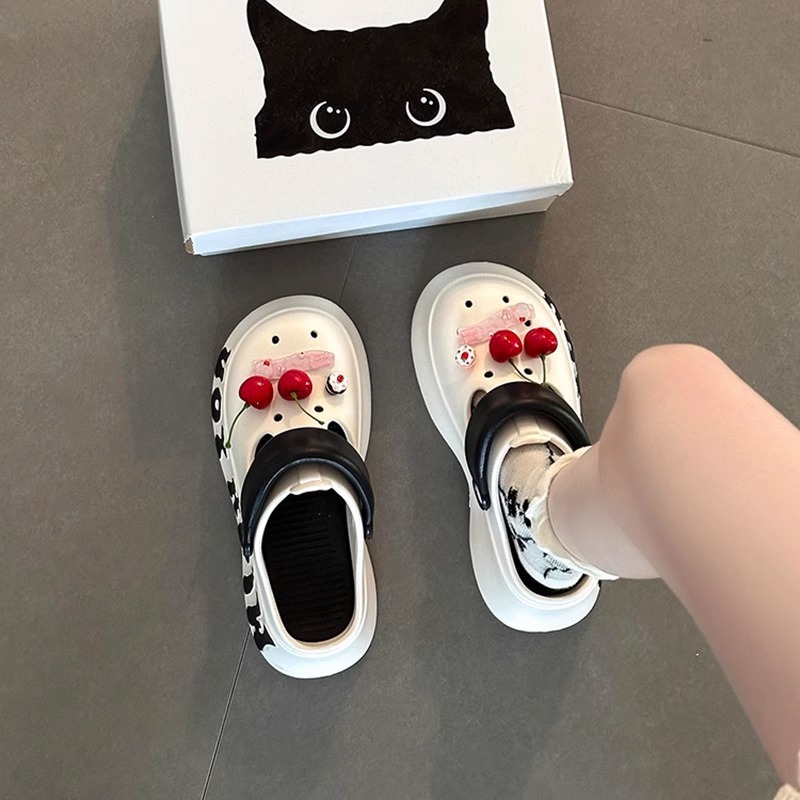 Fashion Versatile Niche Design Cherry Clogs for Women New Summer Outdoor Non-Slip Thick-Soled Closed-Toe Mules