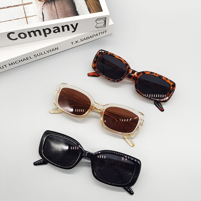 New European And American Oval Frame Retro Sunglasses display picture 3