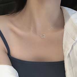 蝴蝶项链女ins风小众设计感锁骨链个性吊坠气质简约礼物批发饰品
