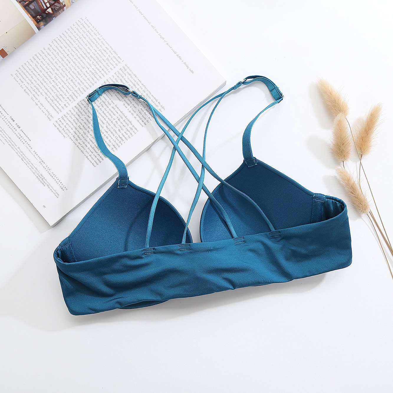 6ixty8ight光面聚拢钢圈bras吊带美背法式文胸少女内衣批发定制