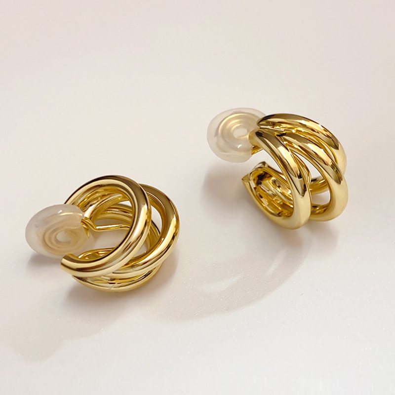 Elegant C Shape Copper Plating Earrings 1 Pair