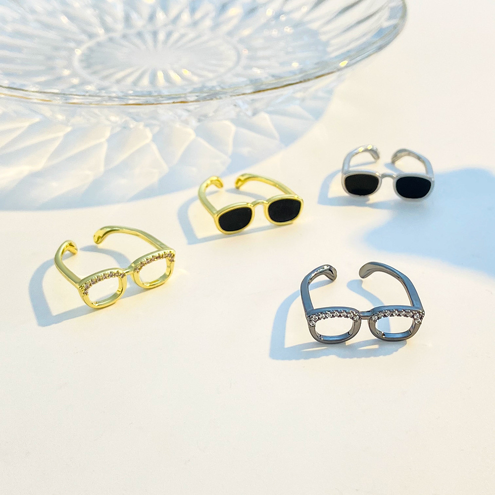 Novelty Glasses Copper Artificial Diamond Open Rings In Bulk display picture 3