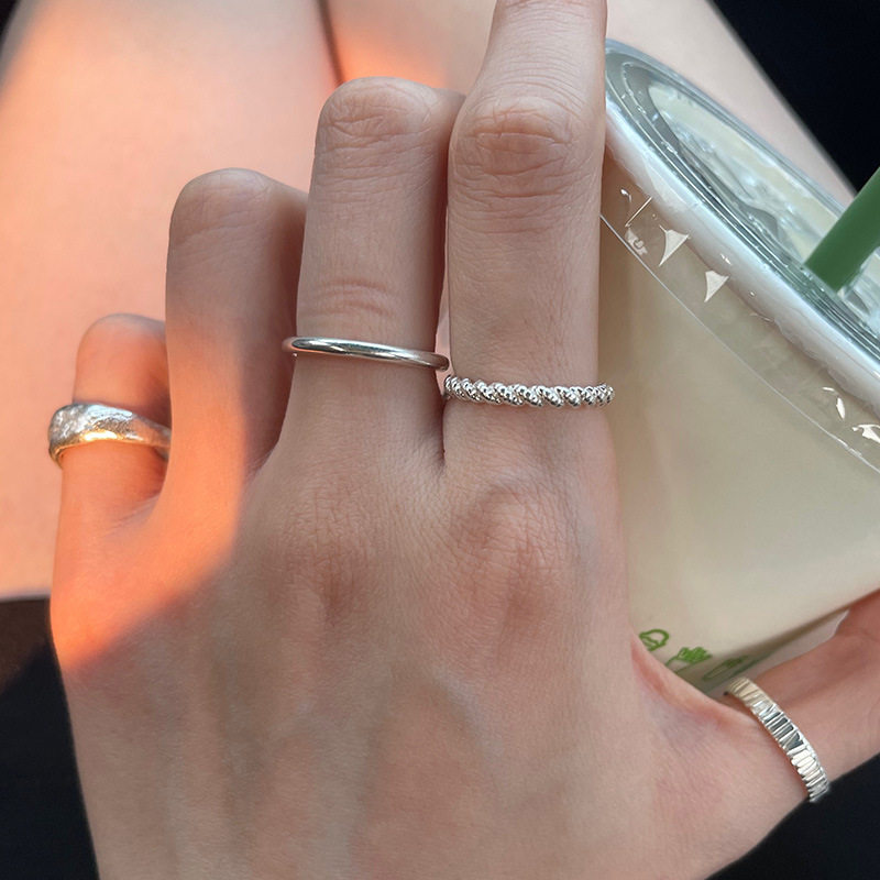 Collezione completa in argento Sterling martellato fatto a mano, design di nicchia, stile versatile, unisex._voghion.com