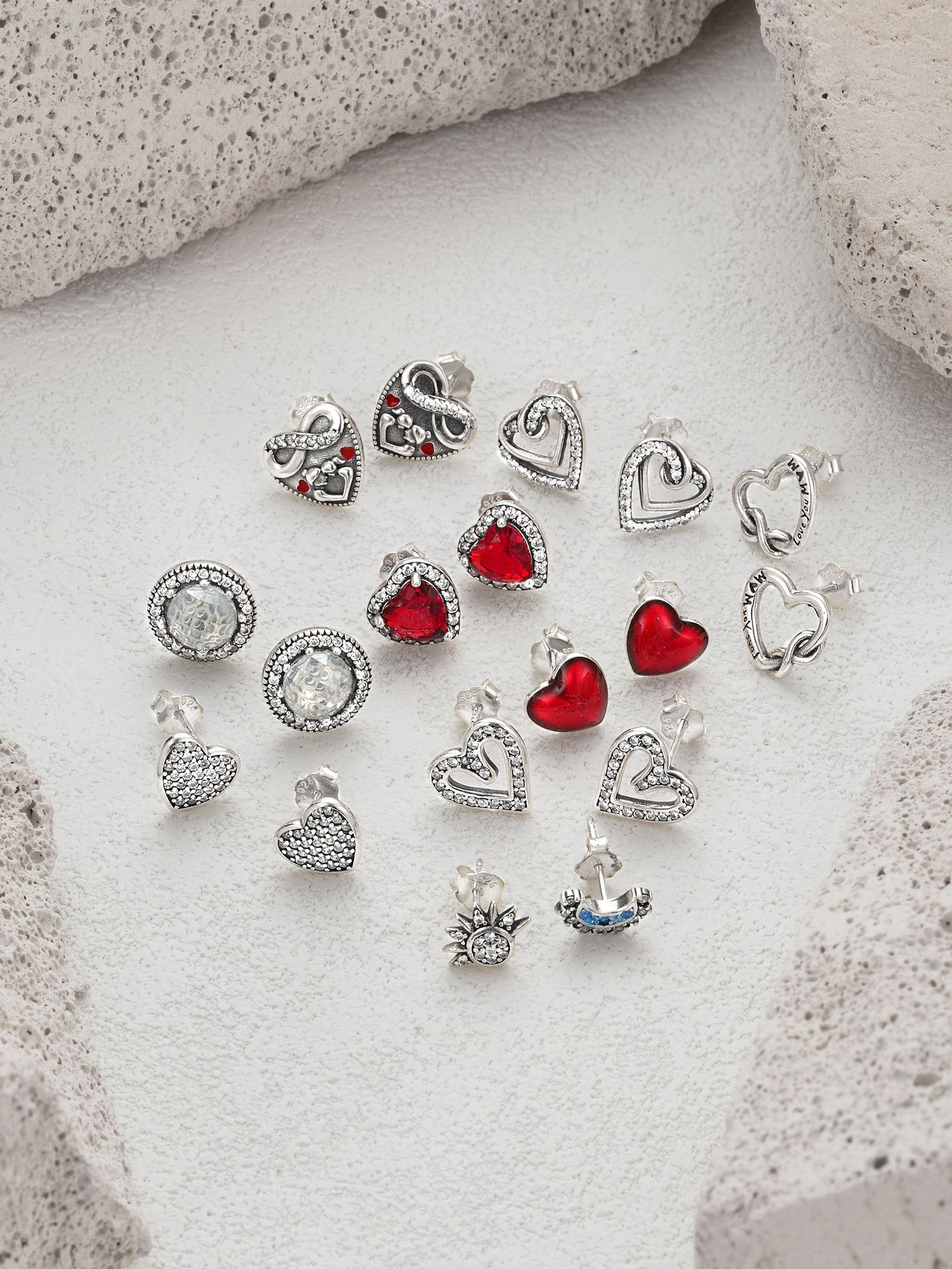 4g Weight Zircon Inlay Material Ear Studs Classification 1 Pair Quantity Daily, Festival Occasion 925 Sterling Silver Material Mother'S Day Festival Letter, Heart Shape Pattern Women's Gender Plating, Inlay Design Simple Style Style 1 Pair 925 Sterling Silver Zircon Letter Heart Shape Ear Studs 9