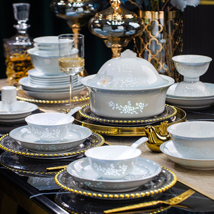 ������մ������øߜ����²ʱP�Ӳ˱P��ʽ�;����b��ɫ�ᭇ����