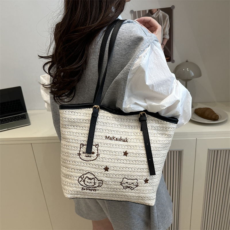 Seaside Vacation Beach Bag Women's 2025 New Summer Woven Shoulder Bag Large Capacity Armpit Straw Tote Bag