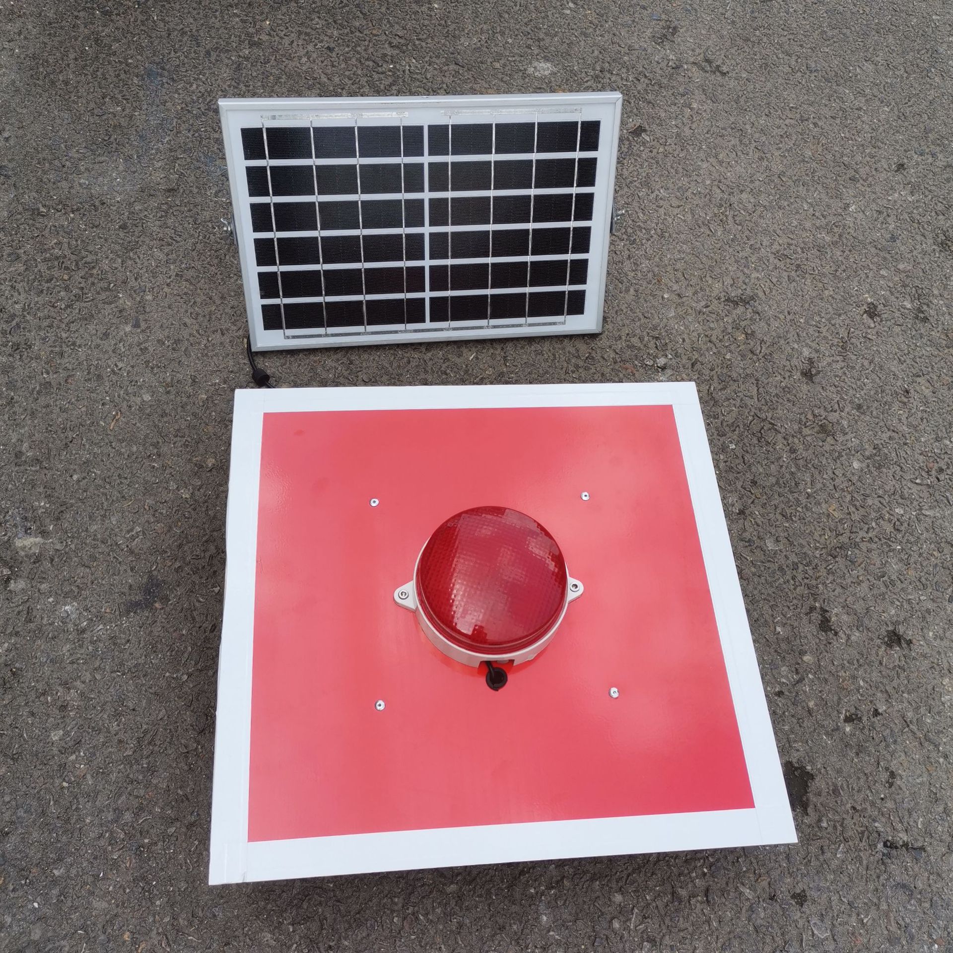 车挡表示器轨道指示灯铁路太阳能土挡灯信号警示道岔车档灯