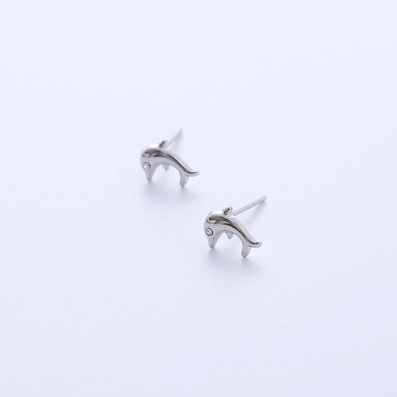 Simple Style Dolphin Titanium Steel Ear Studs Polishing Plating Stainless Steel Earrings display picture 3