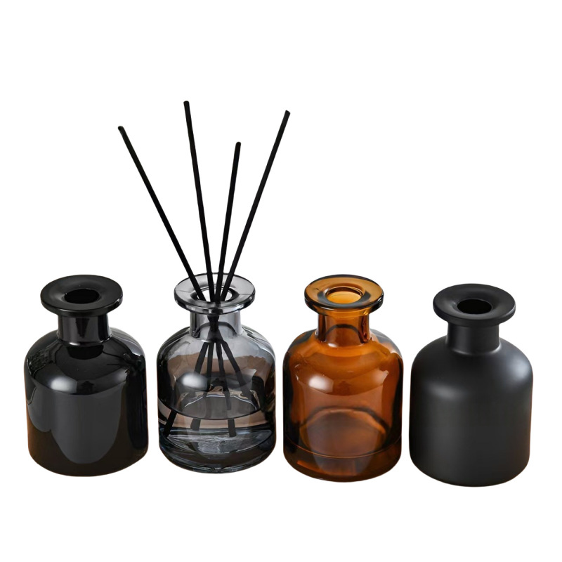 Customized Wholesale Big Belly Glass Aromatherapy Oblate Fire-Free Empty Bottle Light Luxury Simple Home Furnishings Bedroom Hotel Dedicated