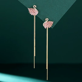 胸针;耳环;耳钉