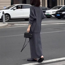 灰色套头毛衣半身裙两件套高级感洋气欧货时髦深秋初冬穿搭套装女