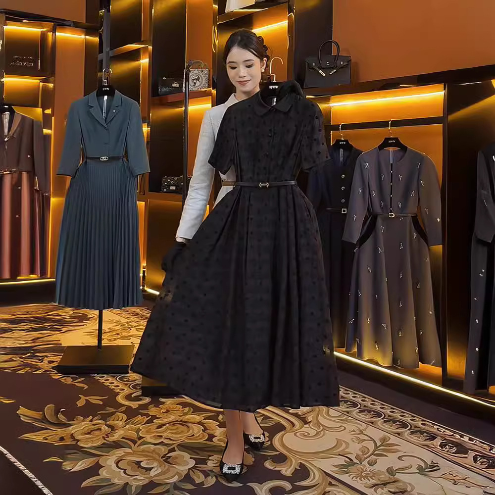 Đầm liền màu đen phong cách Chanel tay ngắn dáng suông mùa hè — Váy liền-màu đen