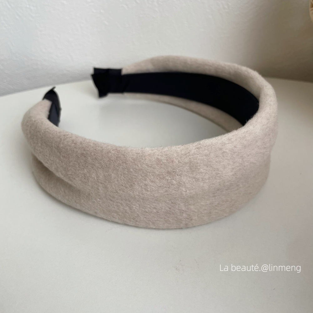 Diadema superior de cráneo alto Diadema de fragancia pequeña negra de alta calidad Diadema de estilo perla coreana arco simple cueva para el cabello accesorios para el cabello femenino