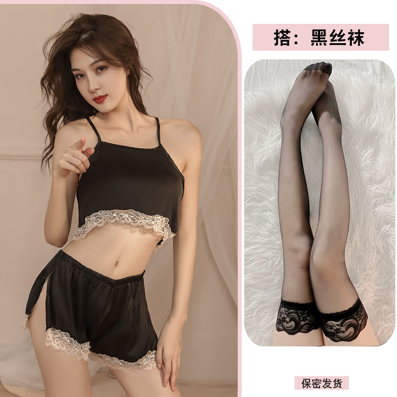 블랙 + 블랙 스타킹
