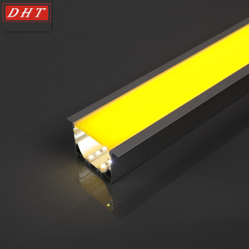 PC挤出彩色条形灯罩   LED灯罩  PC磨砂灯罩