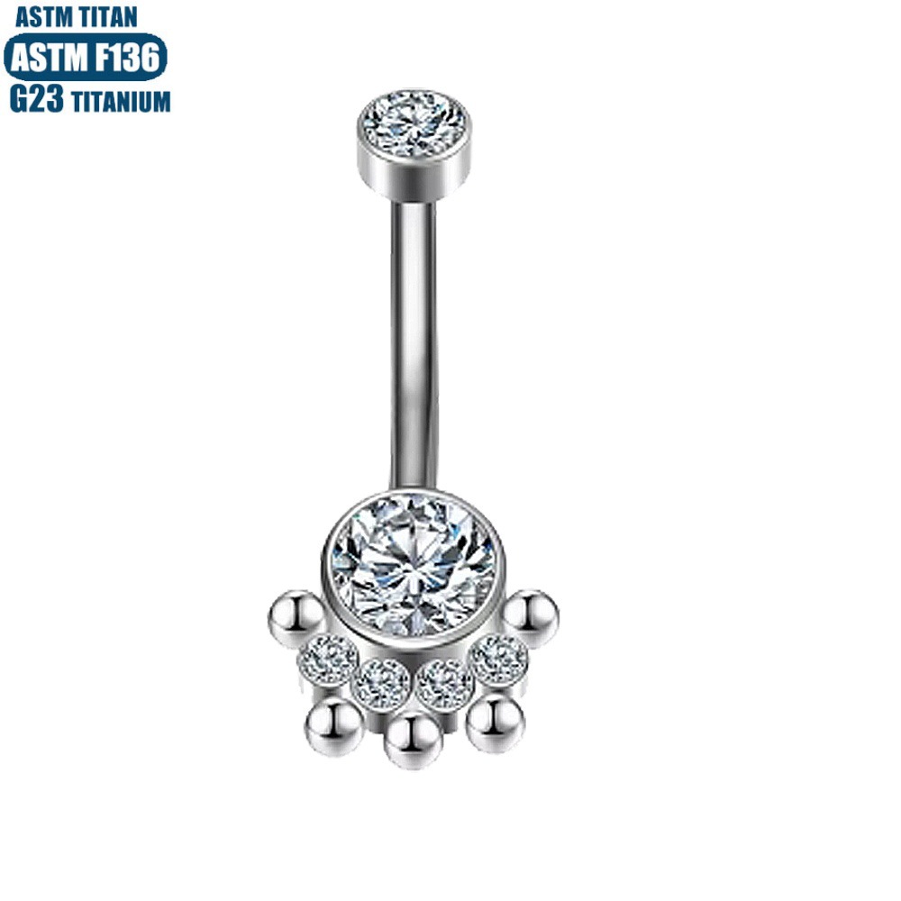 16G labret stud size and finish detail